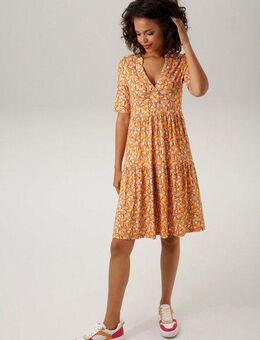 Aniston CASUAL Sommerkleid mit extravaganten, graphischem Druck