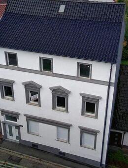 Teilsaniertes Mehrfamilienhaus in Pirmasens - Pirmasens