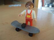 PLAYMOBIL ~ Kind mit Skateboard - Usingen