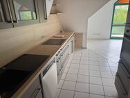 Zentral gelegene 3,5 Zimmer Dachgeschosswohnung mit Balkon! - Ortenberg (Hessen)