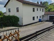 Großes Zweifamilienhaus mit Doppelgarage in Bad Griesbach zu verkaufen - Bad Griesbach (Rottal)