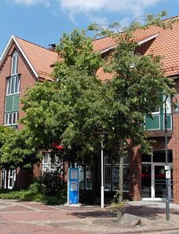 Geräumige Obergschosswohnung im Herzen Steinkirchens - Steinkirchen (Niedersachsen)