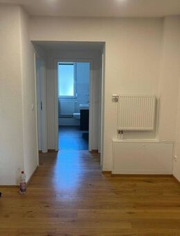Wunderschöne 4-Zimmer-Wohnung mit Balkon - Leipzig