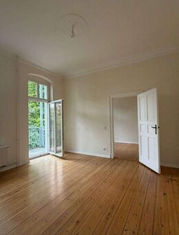 Gelegenheit! 2 aneinander liegende, ruhige Altbauwohnungen mit Westbalkon an Spree und Tiergarten - Berlin