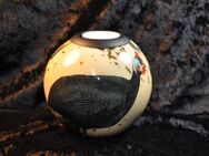 Original afrikanischer Teelichthalter aus einer Bamboo Frucht mit Motiv Guinea Fowl - Alzenau
