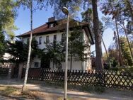 REPRÄSENTATIVES MEHRGENERATIONSHAUS LEBEN in GRÜNER RUHIGER OASE MITTEN IN ZEUTHEN - Zeuthen