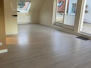 4Z DG-Wohnung mit großer Dachterrasse + Kellersauna in Bad Salzuflen Asenberg / Kurpark - Bad Salzuflen