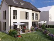 Niedrigenergie A+ Haus: neues Gebäude, tolle Lage, mit Terrasse, Garten, real geteiltes Grundstück - Maintal