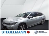 VW Passat Variant, 2.0 TDI Elegance, Jahr 2024 - Detmold