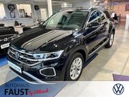 VW T-Roc, Style, Jahr 2023 - Coswig