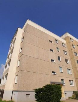 Möblierte 1-Raum-Wohnung mit Balkon - Triptis
