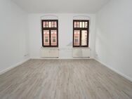 Romantische Altbau-3-Raum-Balkon-Wohnung nahe der Zwickauer Innenstadt - Zwickau