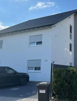 Neuwertige 2,5 Zimmer Penthouse-Wohnung mit exklusiver Ausstattung in Ortsrandlage - Bad Schönborn