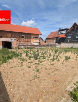 Wohnensemble mit Potenzial - Zwei Wohneinheiten, ausbaufähige Scheune - ideal für Pferdehaltung - Korbach (Hansestadt)