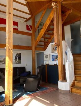 Großzügige Maisonette mit Loft-Charme, Sauna & Kamin in Schlaitdorf - Schlaitdorf