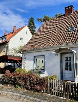 Kaiserslautern-Lämmchesberg - Kleines Einfamilienhaus mit Garten und Carport in gefragter Lage - Kaiserslautern
