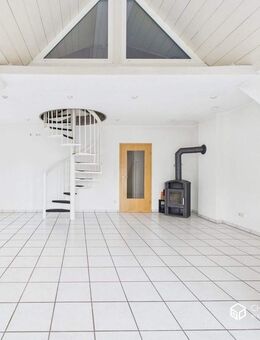 Wohnen mit viel Platz und Charme - Maisonettewohnung in ruhiger Vorstadtlage mit Gartenanteil - Pettendorf