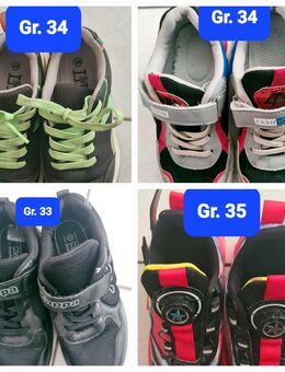 4 Paar getr. Kinder Sneakers von Gr. 33 bis 35 - versch. Farben - Kiel