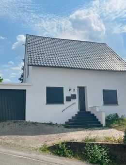 Entdecken Sie das Beste aus beiden Welten: Landleben und gute Infrastruktur im Wohnhaus in Madfeld - Brilon