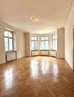 200 qm - 7 Zimmer City Wohnung Amberg - Amberg