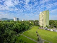 Beste Aussichten für Sie! Lichtverwöhnte 6-Zimmer-Wohnung mit Balkon und Garage in Freiburg-Haslach - Freiburg (Breisgau)