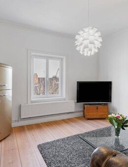 Stilvolle Altbauwohnung mit Balkon für Selbstnutzer oder Cashbuyer (ohne Makler) - Hamburg