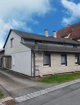 POTENZIAL IN IDYLLISCHER FAMILIÄRER UMGEBUNG - Neuhaus-Schierschnitz