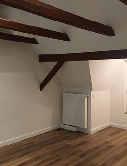 Dachgeschosswohnung in Blexen 2 Zimmer + offener Küchen- Wohn- Bereich - Nordenham