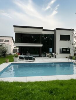 Wohnen, wo andere Erholung suchen - stilvoller Luxus direkt am Alsdorfer Weiher! - LOKALWERT - Alsdorf (Nordrhein-Westfalen)