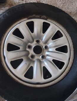 Winterreifen 215/60R16 €140,00 VB - Schmallenberg