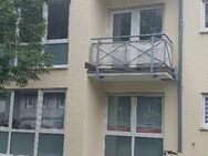 Sonnige 2-Raum-Wohnung mit 2 Balkonen + Carportstellplatz - Chemnitz