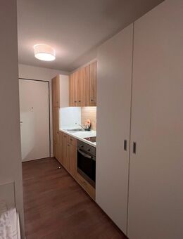 Wohnung zur stundenweisen, wochenend- oder wochenweisen Vermietung. - Berlin Lichtenberg