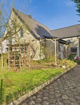 Sanierungsbedürftiges Zechenhaus mit hochwertig erneuertem Dach und viel Platz für Ihre Visionen - Hamm