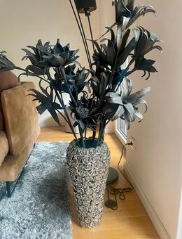 Vase mit Rosendekor - Hamburg Bergedorf