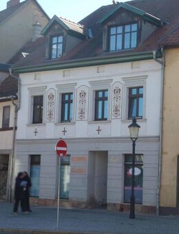 Wohn- und Geschäftshaus im Zentrum von Naumburg/Saale - Fachwerkhaus - Fassade steht unter Denkmalschutz - 2 Gewerbeeinheiten - 4 Wohneinheiten - Naumburg (Saale)