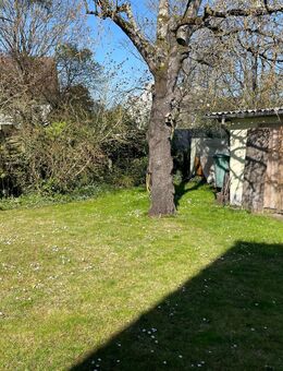 2 Familienhaus mit Garten in ruhiger Wohnlage von Obertshausen zu verkaufen ! - Obertshausen