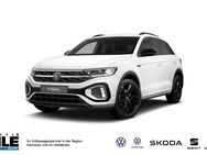 VW T-Roc, 1.5 TSI R-Line BlackStyle, Jahr 2022 - Wunstorf