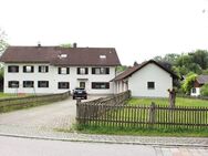 Großzügiges Mehrfamilienhaus mit zusätzlichem Baugrund in zentraler und exponierter Lage - ein ganz besonderes Anwesen im Herzen von Huglfing!“ - Huglfing