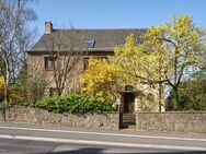 Etwas Besonderes: Historische Villa im Frauenland mit schönem Garten, Balkonen und Festungsblick! - Würzburg