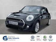 MINI Cooper S, D Chili Wired, Jahr 2017 - Haselünne