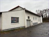 Haus mit zwei Gewerbeeinheiten in Bahnhofsnähe, langfristige Mieter - Eisenach