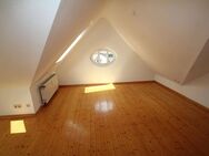 Ostviertel: Sonnige 2-Zimmer-Whg BG DG li E10 - Göttingen