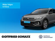 VW Golf, 1.4 l TSI VIII GTE eHybrid rear, Jahr 2022 - Grevenbroich