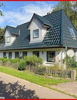 Zwischen Wiesen und Feldern in Alleinlage wohnen! - Ein naturnahes Zuhause zum Genießen - - Tolk