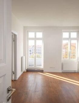 Hübsche 2-Zi-Whg mit Balkon u. EBK (soho 4.OG) - Berlin