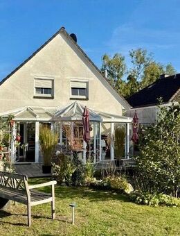 Attraktives Einfamilienhaus mit liebevoll gestaltetem Garten in ruhiger Wohnlage - Worpswede - Worpswede