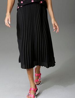 Aniston CASUAL Plisseerock in trendiger Farbpalette
