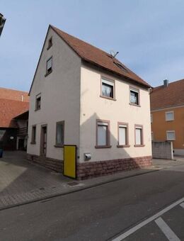 Mehrfamilienhaus mit Ausbaupotential und bebaubares Grundstück in zweiter Reihe - Hatzenbühl