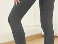 Frau in Leggings oder Kleid gesucht gegen Tg - Lüneburg