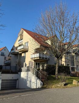 schöne 2-Zimmerwohnung, Dachgeschoss mit Balkon in Kesselsdorf zu vermieten - Ruhig aber Verkehrsgute Anbindung! - 50,14 m² - Wilsdruff